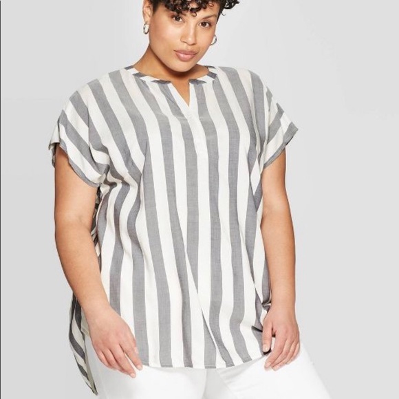 Ava & Viv Tops - Ava & Viv Striped Short Sleeve V-Neck Popover